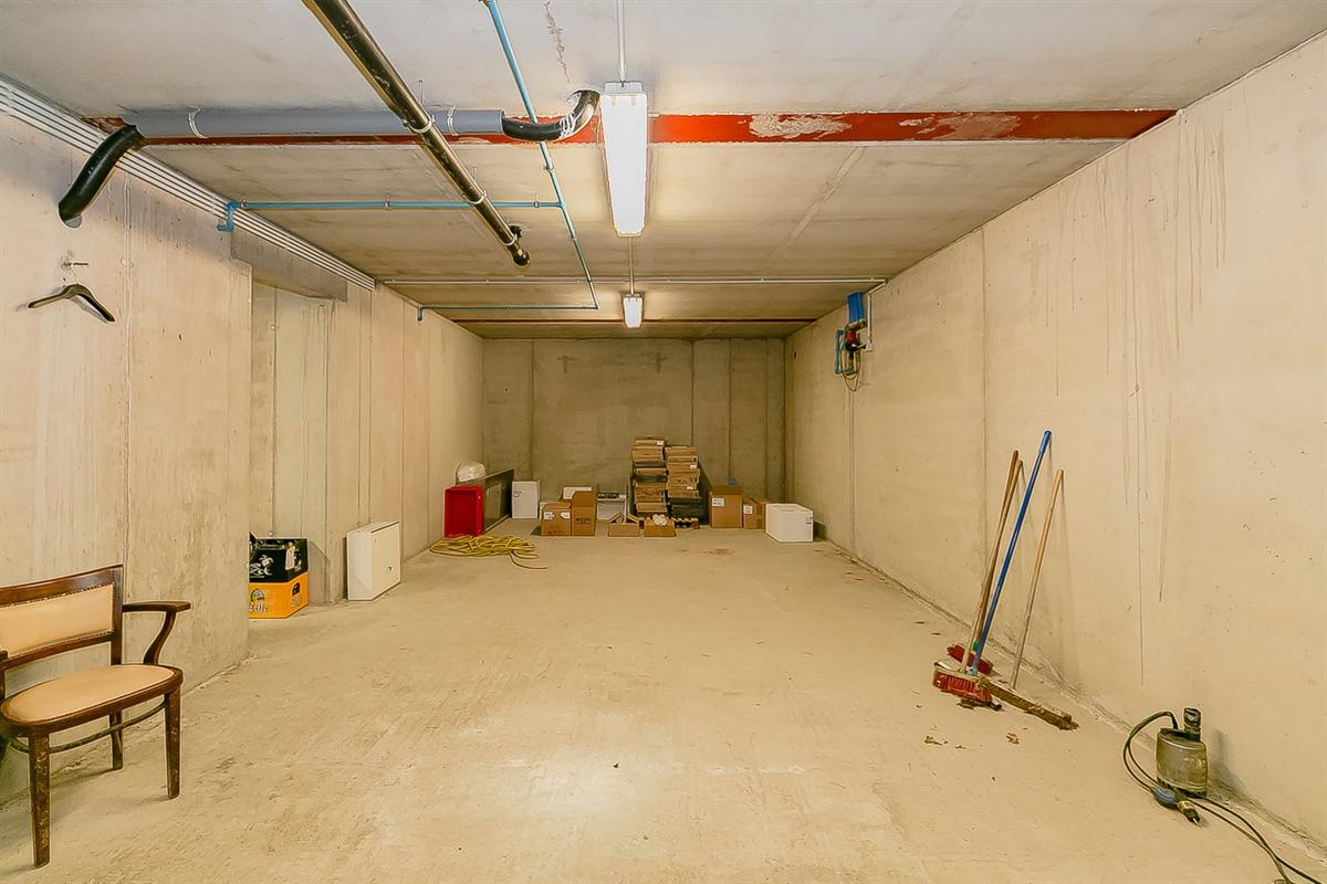 Commercieel gebouw in Sint-Kruis - foto 8
