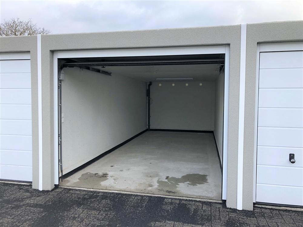 Parking/Garagebox te huur in Eernegem