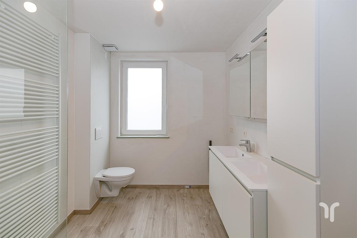 Huis in Eernegem - foto 10