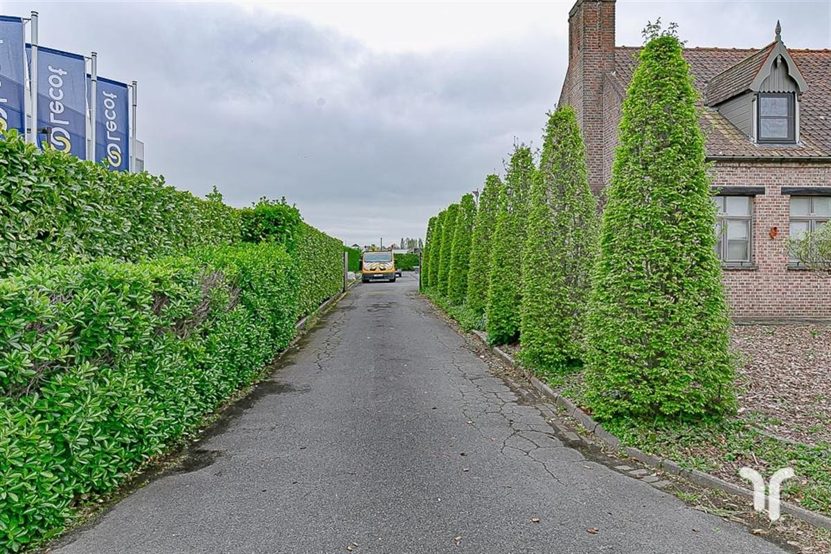 Industrieel gebouw in Torhout - foto 21
