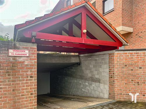 Parkings/Garage