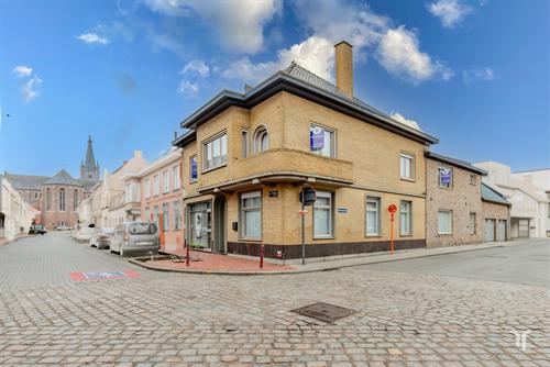 Huis