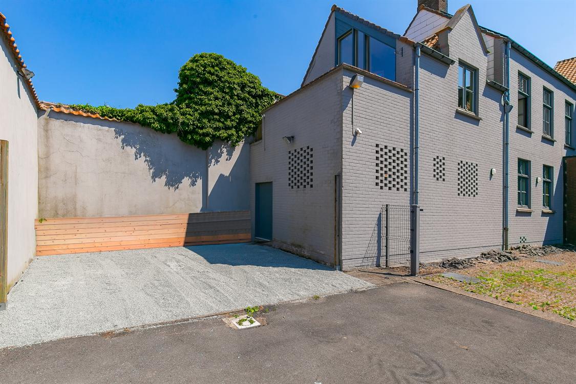 Parking/Garagebox in Eernegem