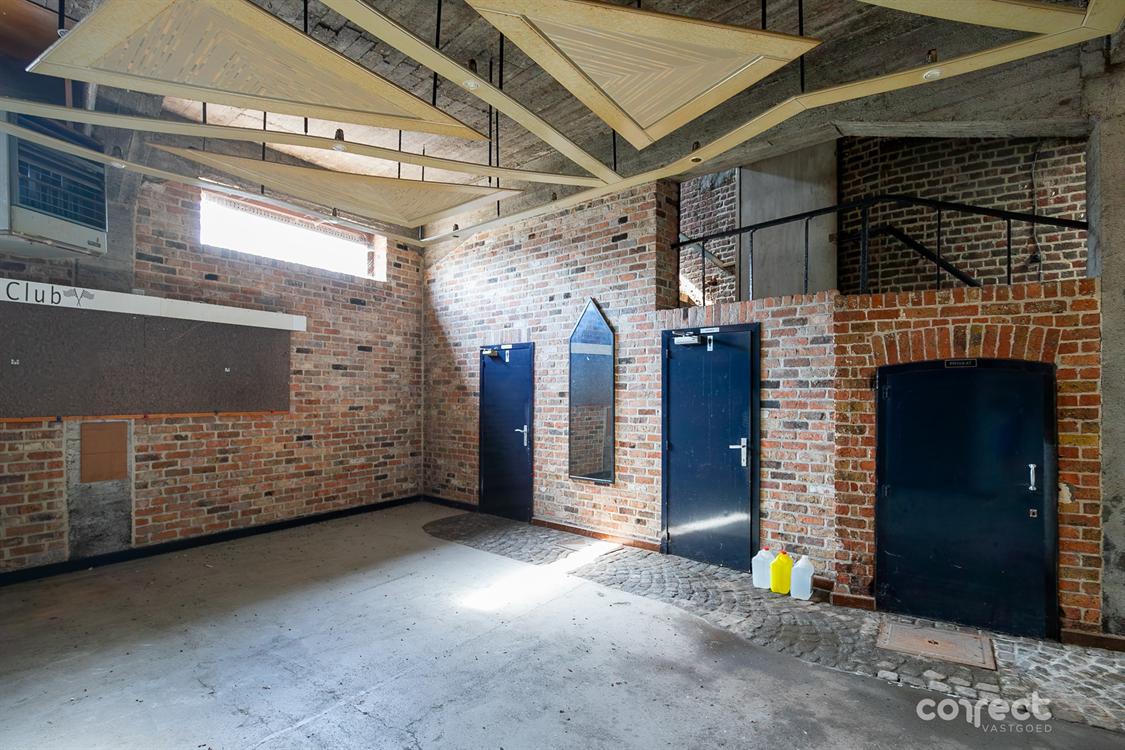 Gemengd gebouw in Aartrijke - foto 6