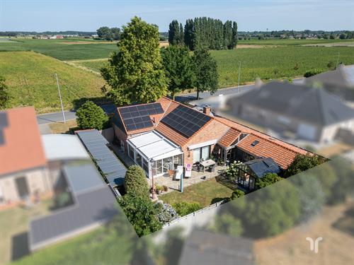 Huis