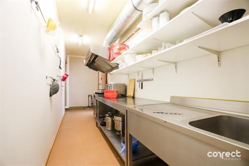 Gemengd gebouw in Staden