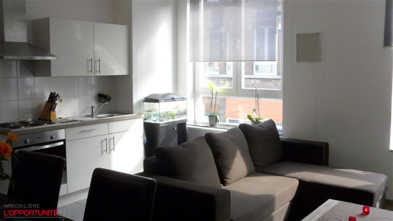 Attention libre à partir du 01/09 (date à confirmer) - Appartement remis à neuf, 1 ch + bureau