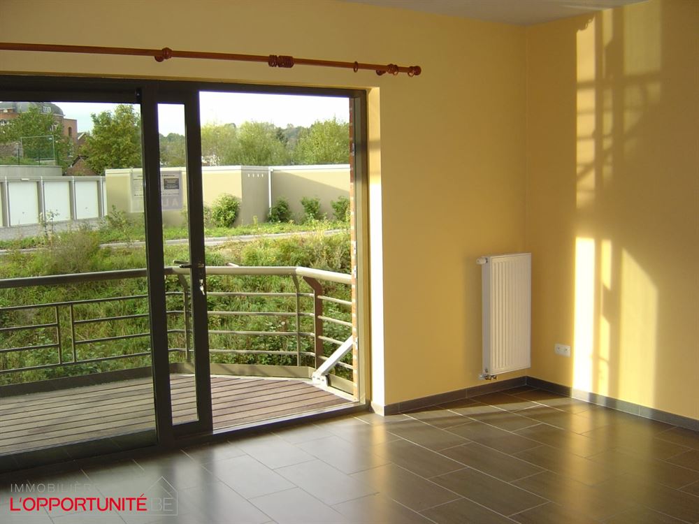 AU REZ - 2 CHAMBRES -  actuellement loué 720€ - GARAGE EN OPTION AU PRIX DE 20 000€,