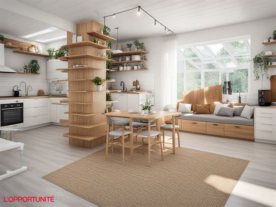 Bel immeuble mixte avec rdc commercial, appartement à l'étage et 3 garages.