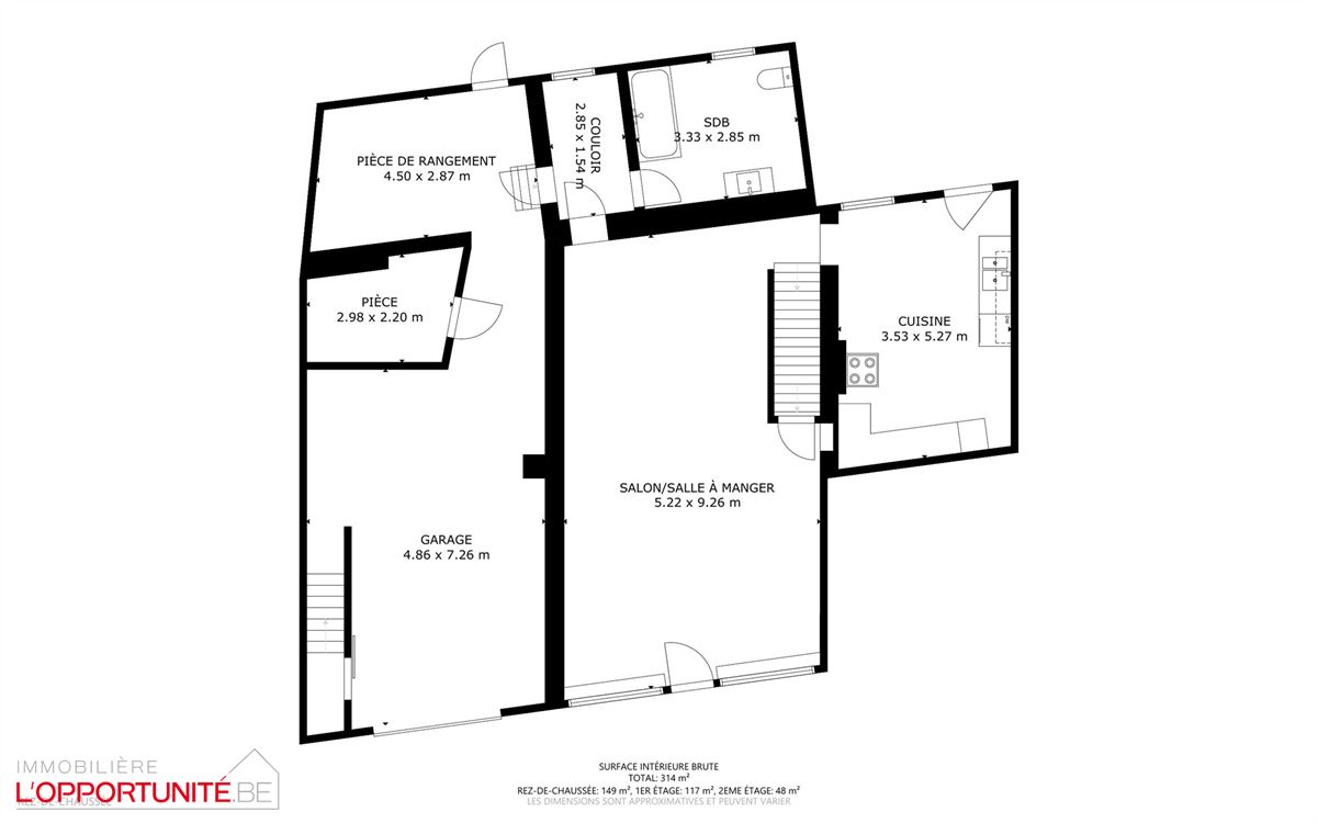 Spacieuse maison 4 chambres, jardin, garage et 100m² en gros oeuvre fermé à developper pour projet immobilier.