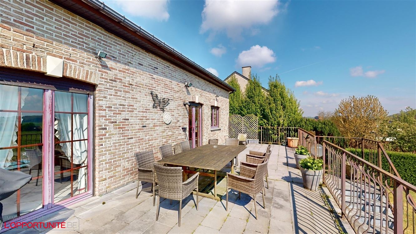 COMMUNE DE CHATELET - !!!!!OFFRE ACTUELLE A 400 000€ REFUSEE!!!!! - Faire offre à partir de 405 000€.