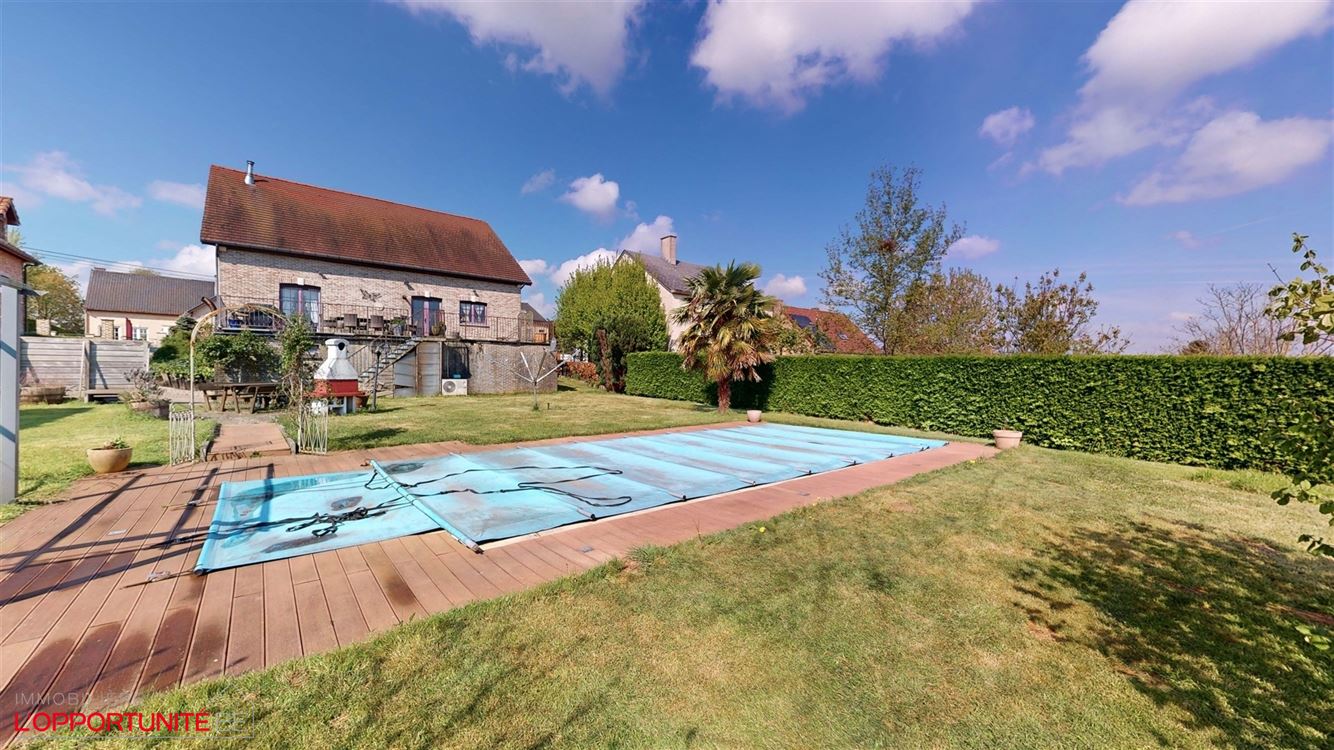 COMMUNE DE CHATELET - !!!!!OFFRE ACTUELLE A 400 000€ REFUSEE!!!!! - Faire offre à partir de 405 000€.