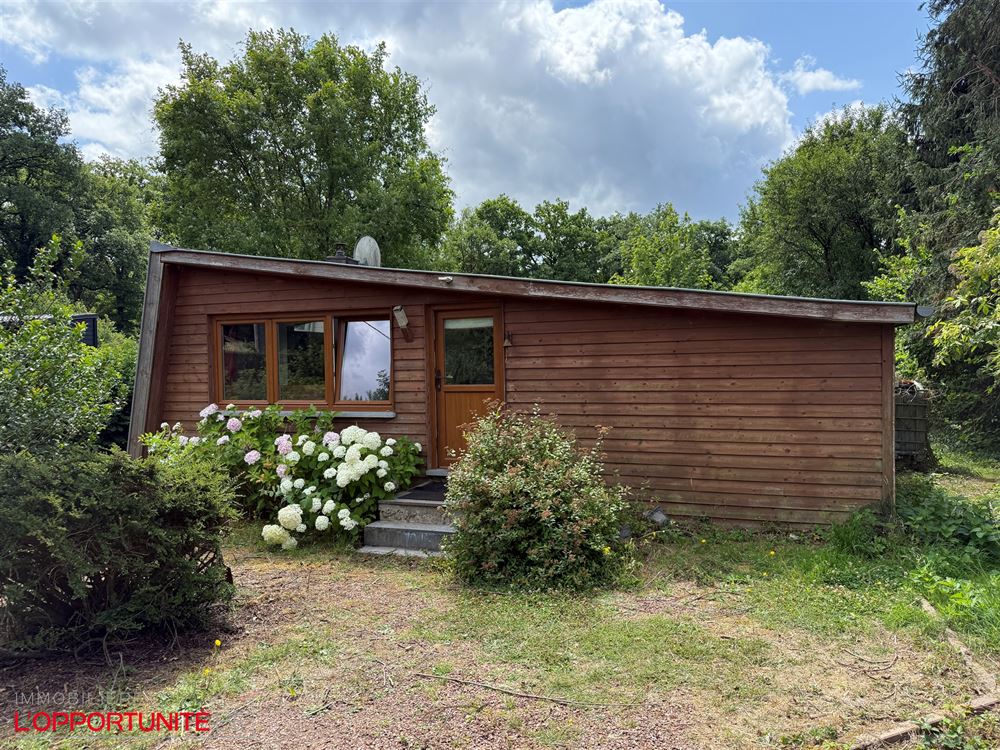 Splendide habitation de vacances type caravane, deux chambres, terrasse, jardin, possibilité d'acquerir en sus un terrain + autre caravane, voir photos apd de la num 13.