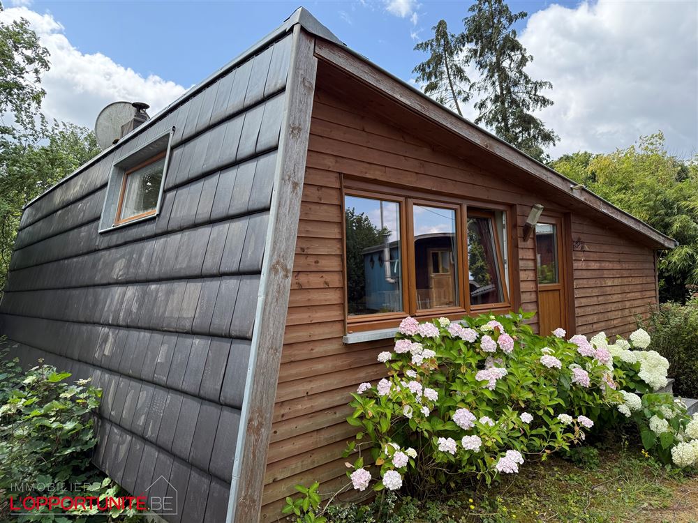 Splendide habitation de vacances type caravane, deux chambres, terrasse, jardin, possibilité d'acquerir en sus un terrain + autre caravane, voir photos apd de la num 13.