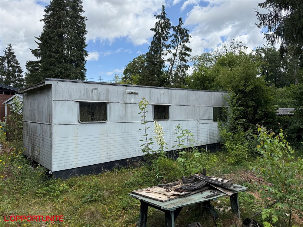 Splendide habitation de vacances type caravane, deux chambres, terrasse, jardin, possibilité d'acquerir en sus un terrain + autre caravane, voir photos apd de la num 13.