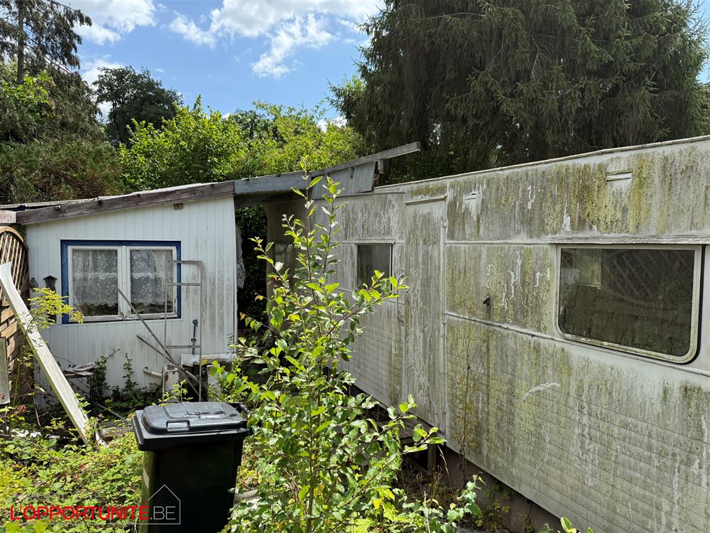 Splendide habitation de vacances type caravane, deux chambres, terrasse, jardin, possibilité d'acquerir en sus un terrain + autre caravane, voir photos apd de la num 13.
