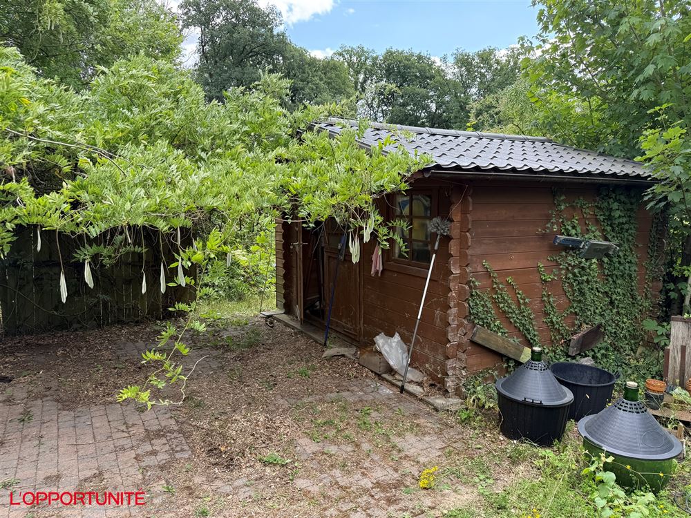 Splendide habitation de vacances type caravane, deux chambres, terrasse, jardin, possibilité d'acquerir en sus un terrain + autre caravane, voir photos apd de la num 13.