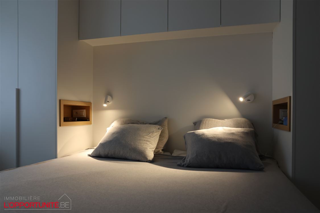 TB appartement ensoleillé,  fraîchement rénové, vue mer partiel (5 ° étage)