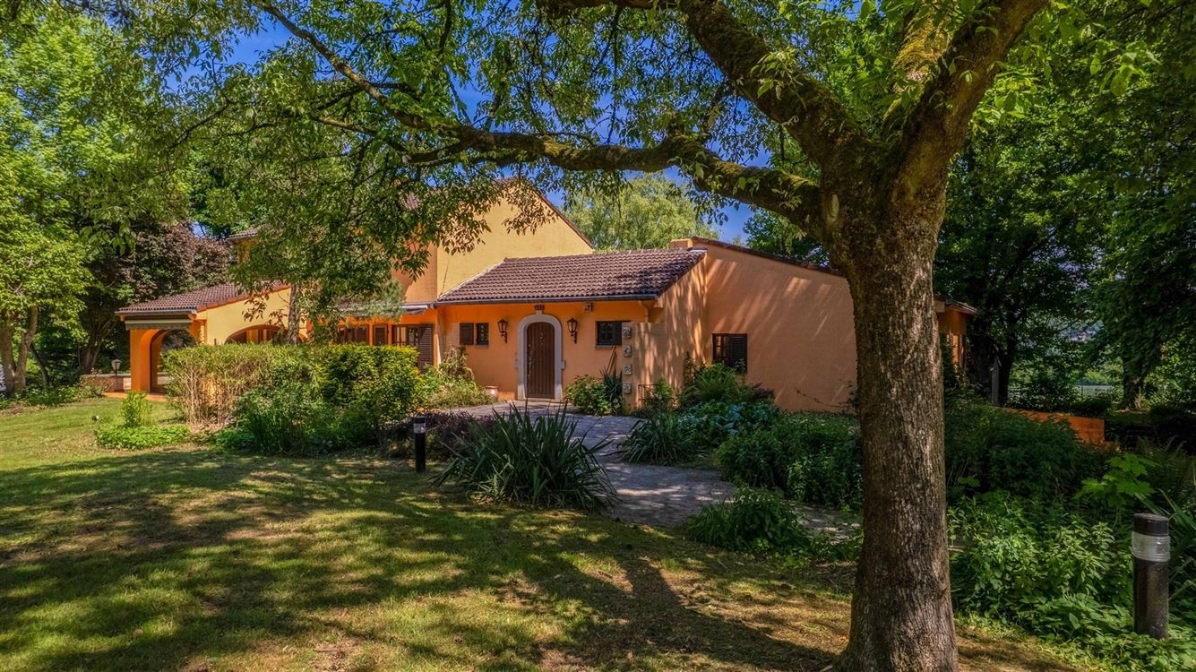 villa