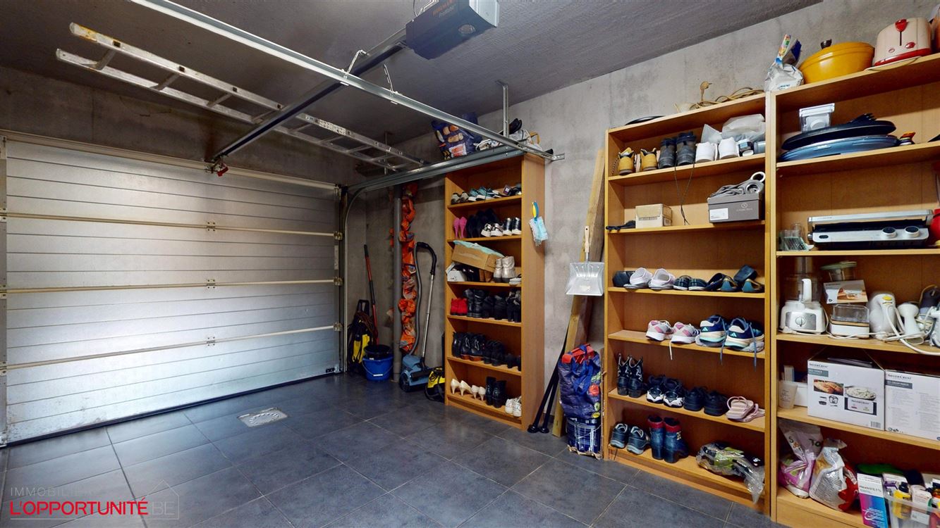 Magnifique maison de 2009 PEB A. Electricité conforme 2033. 19 panneaux. 3 chambres, grenier, jardin SUD et garage.