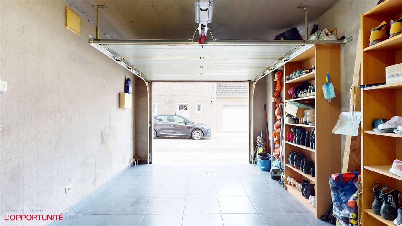 Magnifique maison de 2009 PEB A. Electricité conforme 2033. 19 panneaux. 3 chambres, grenier, jardin SUD et garage.