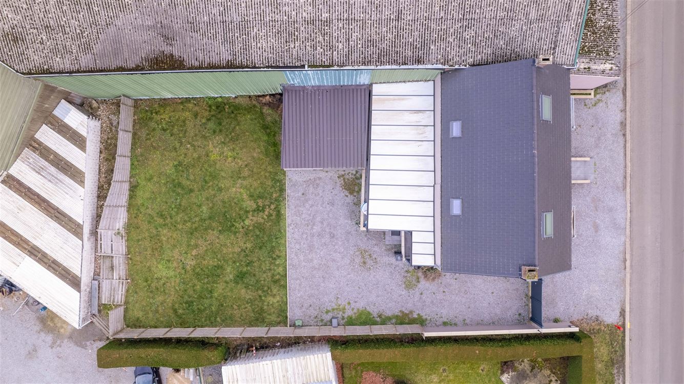 3 Façades Entité très calme