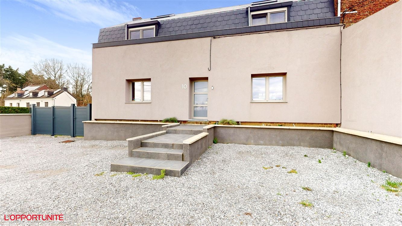 3 Façades Entité très calme