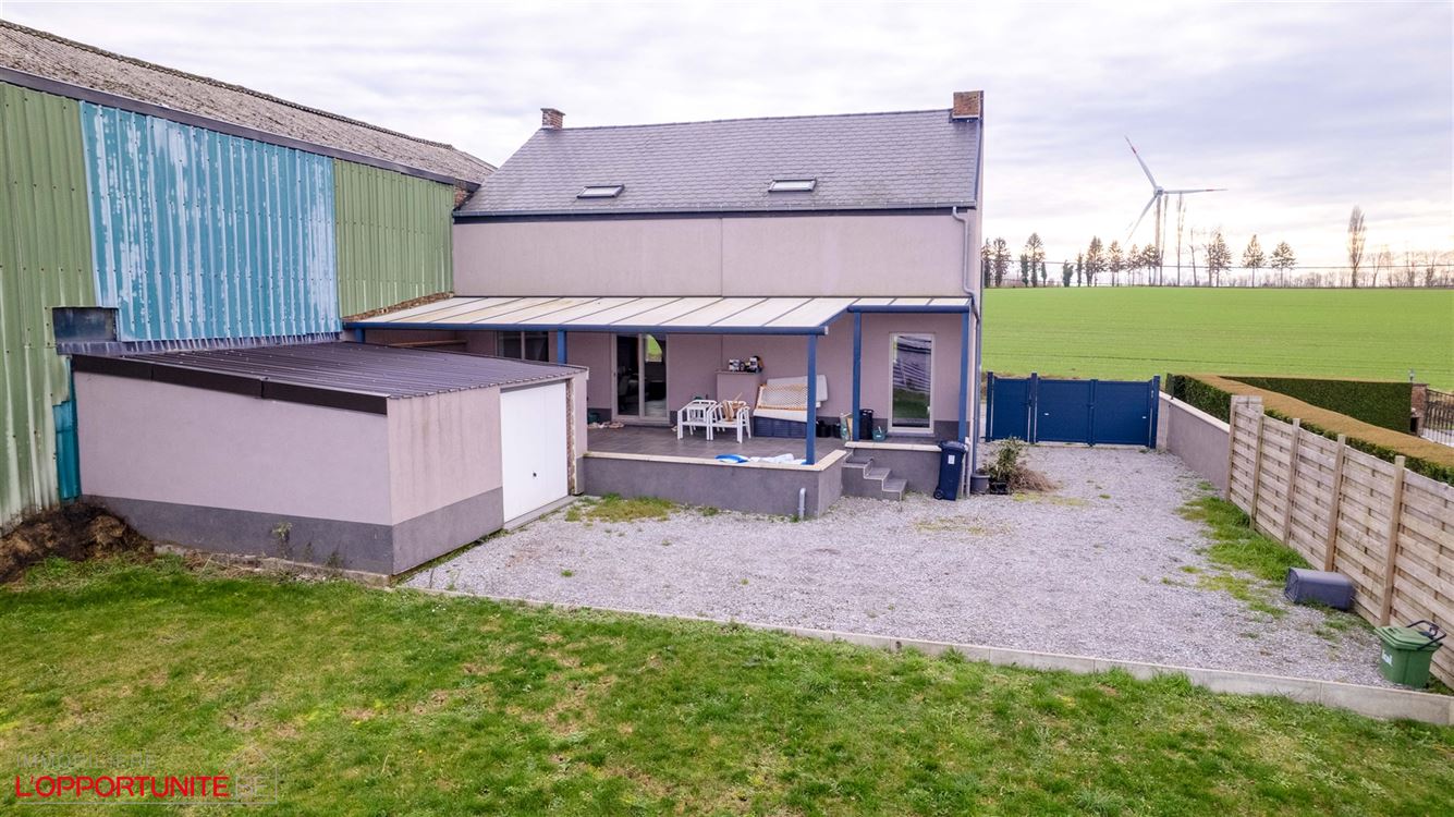 3 Façades Entité très calme