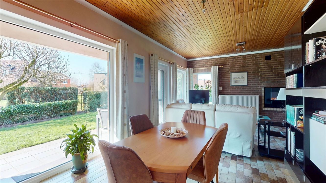 Magnifique villa 5 chambres, 22 panneaux, garage, jardin SUD, espace pro.