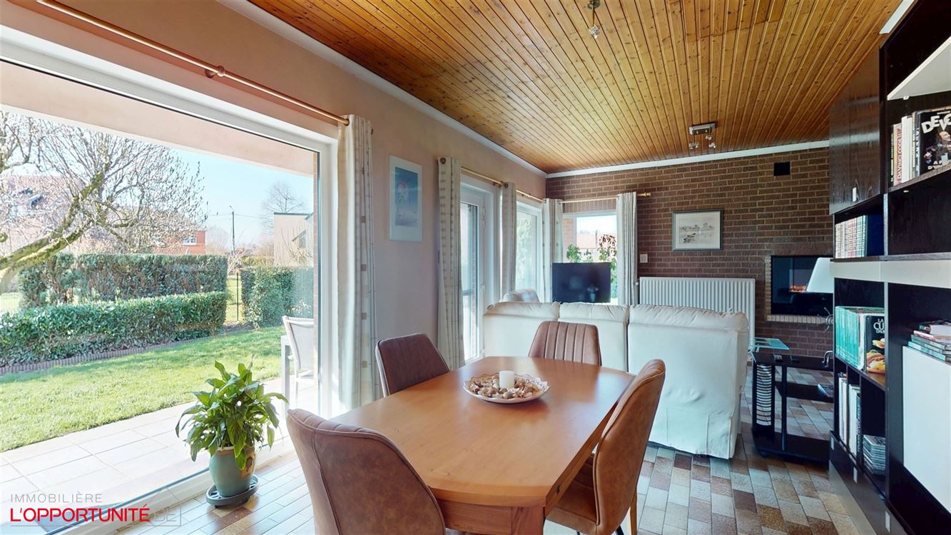 Magnifique villa 5 chambres, 22 panneaux, garage, jardin SUD, espace pro.