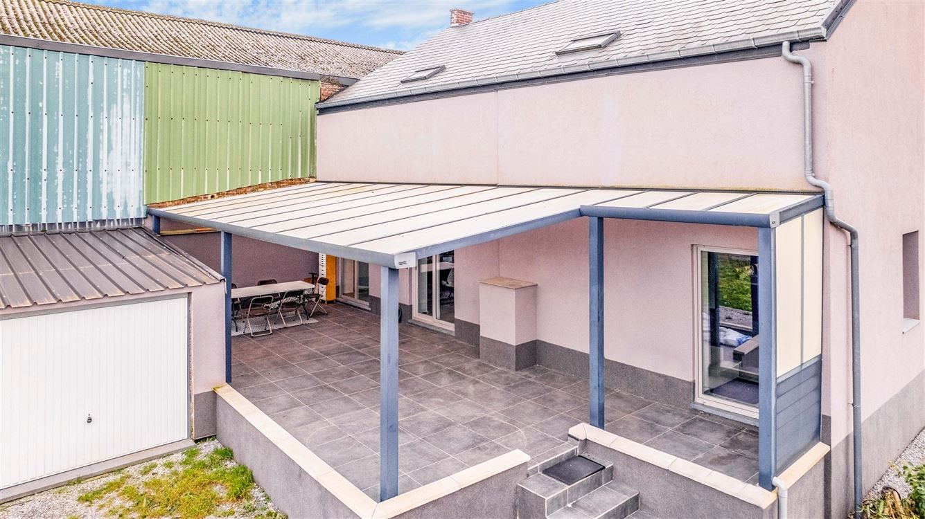 3 Façades Entité très calme
