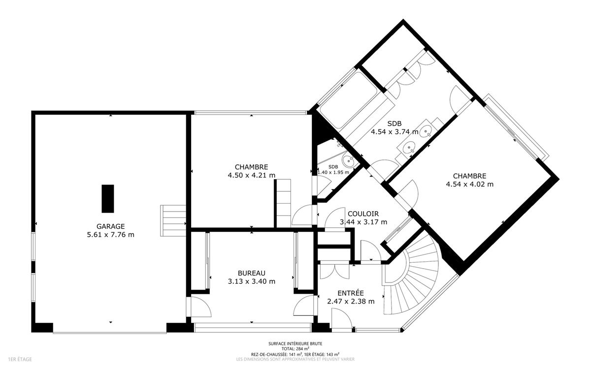 Propriété exceptionnelle sur 35 ares de terrain, 4 chambres, garages et carport.