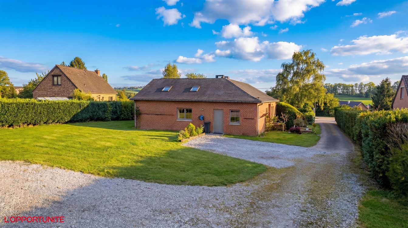 villa de plain pied + Entrpôt + terrain agricole