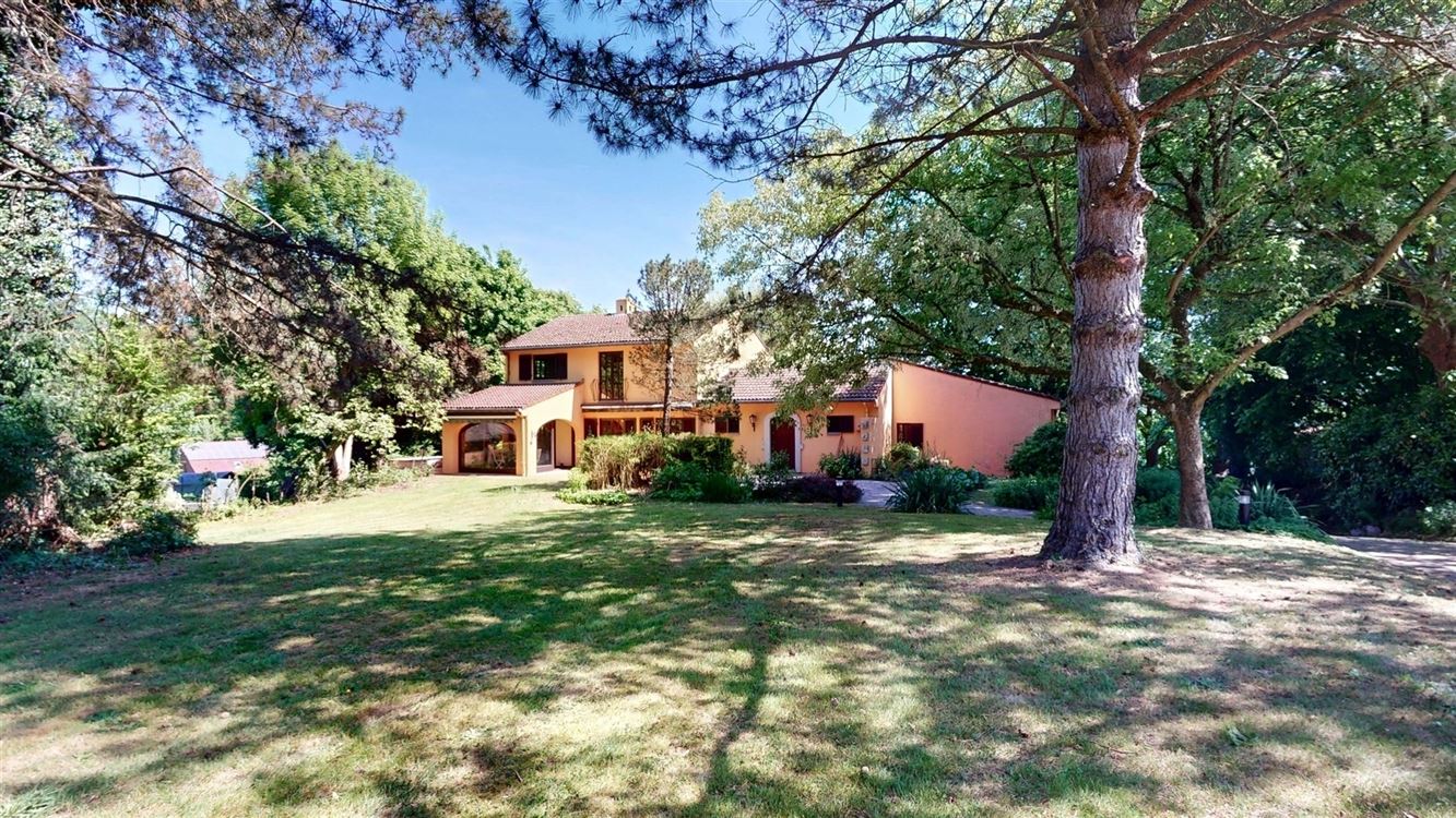 villa