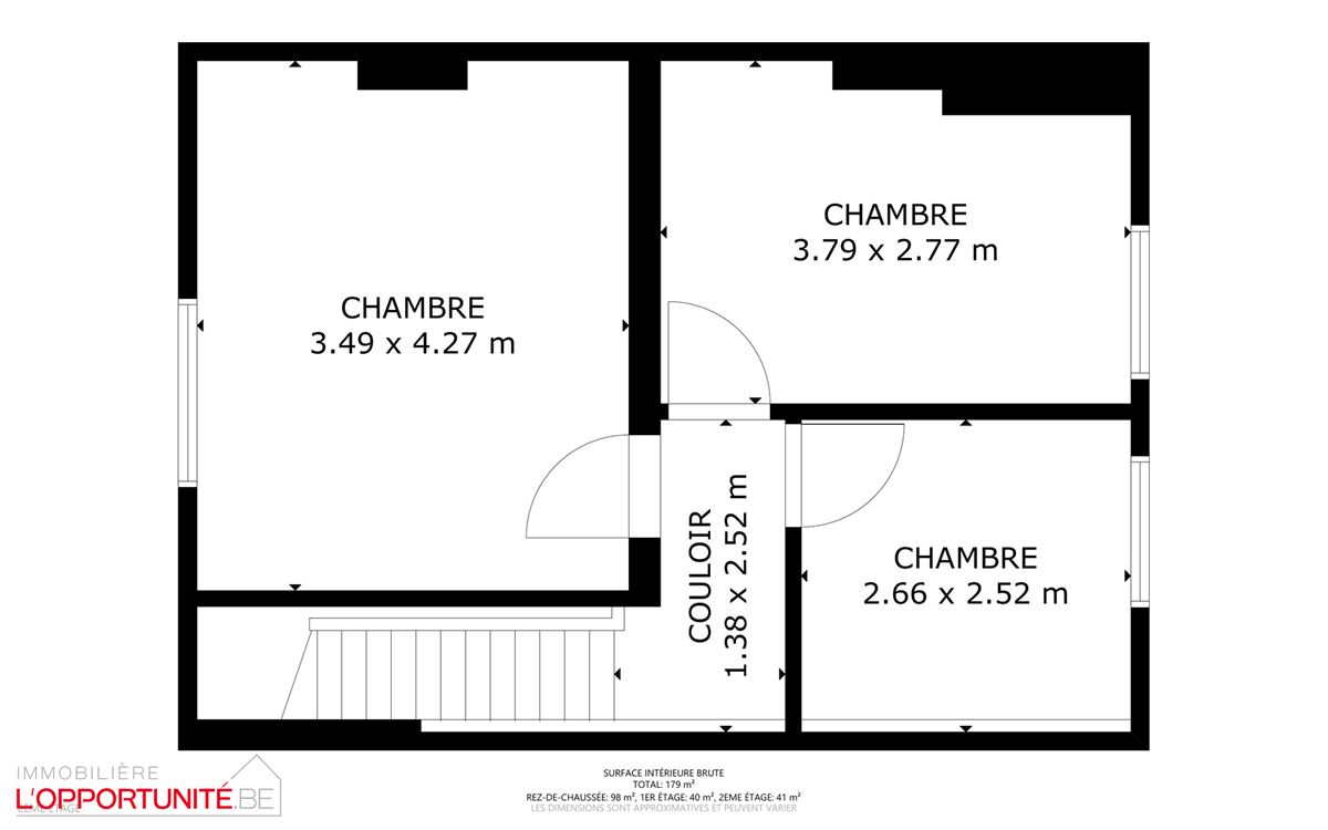 Belle maison 4 chambres, bureau et beau jardin.