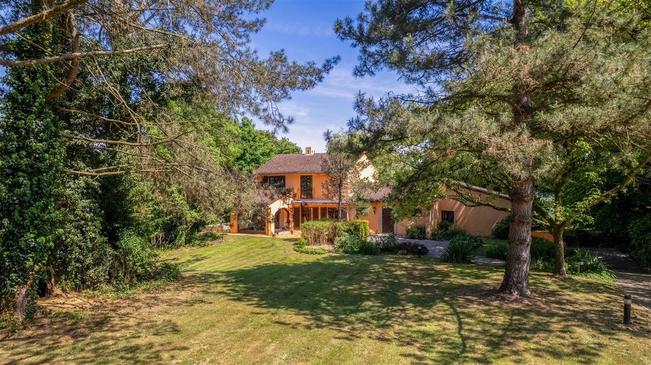 villa