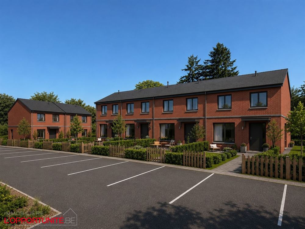 Projet 6 maisons sous réserve d'accord à l'urbanisme. TVA 6%. Bureaux, cabinet médicale, esthétique, restauration, parking.