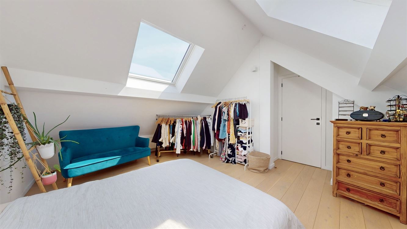Magnifique appartement au 3eme et dernier étage sans ascenseur.