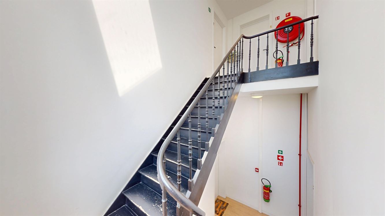 Magnifique appartement au 3eme et dernier étage sans ascenseur.
