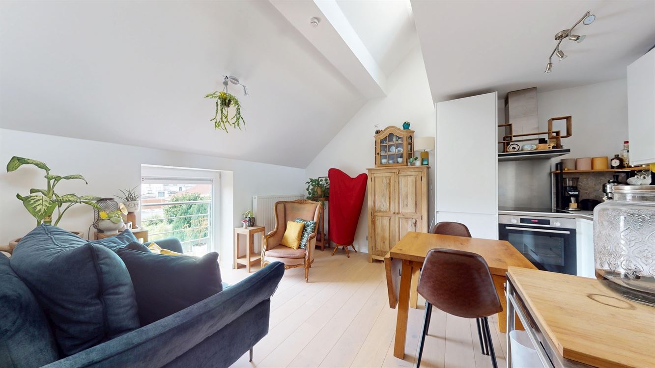Magnifique appartement au 3eme et dernier étage sans ascenseur.