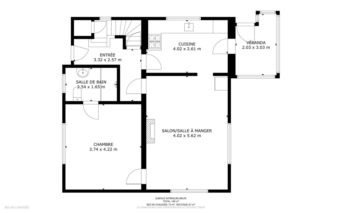 Belle villa 4 facades, 2 chambres, garage et jardin. Etage à terminer.