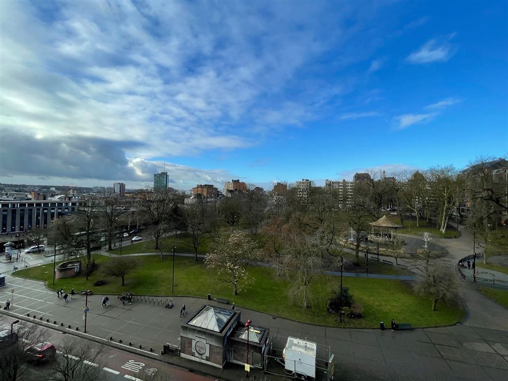 Tout neuf : appart. 2ch. + bureau, face au Parc Astrid !