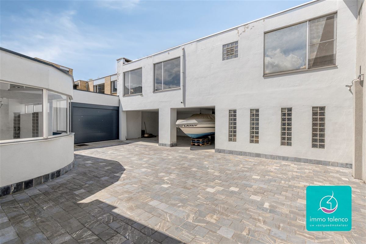 Image 1 : Immeuble commercial à 9280 LEBBEKE (Belgique) - Prix 559.000 €