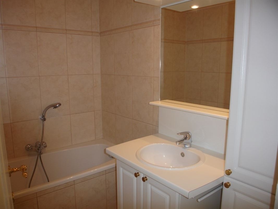 Foto 10 : Appartement te 3570 ALKEN (België) - Prijs € 785