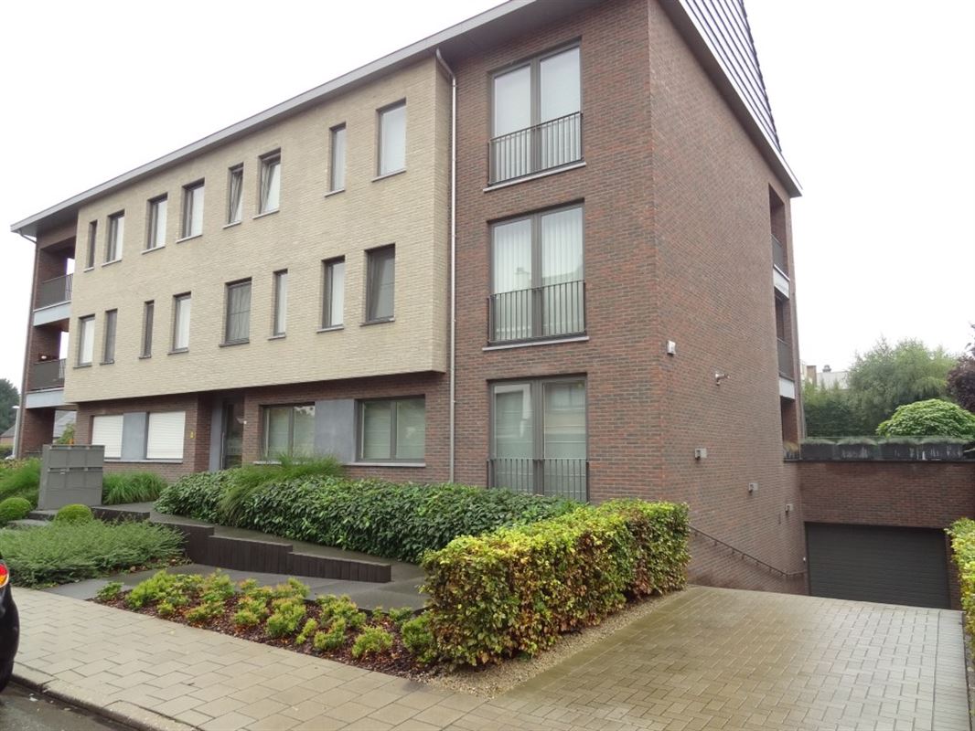 Foto 1 : Parking/Garagebox te 3800 SINT TRUIDEN (België) - Prijs € 100