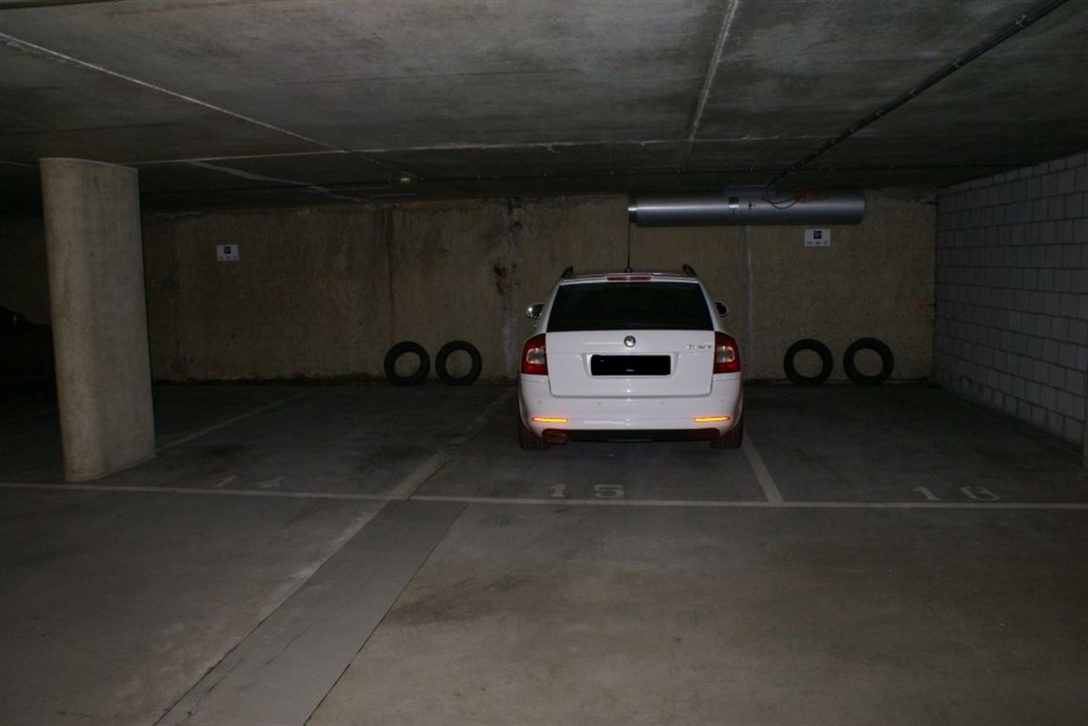 Parking/Garagebox te 3800 SINT-TRUIDEN (België) - Prijs 