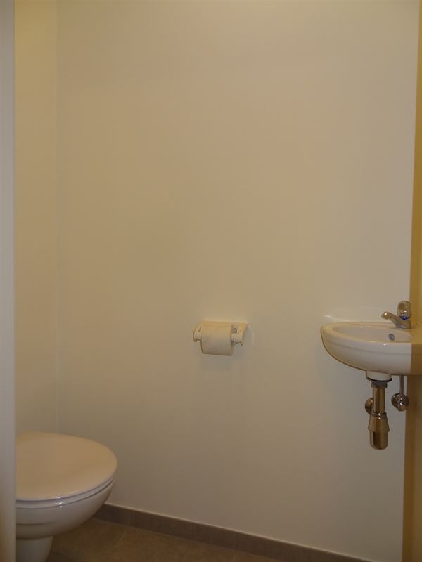 Foto 12 : Appartement te 3800 SINT-TRUIDEN (België) - Prijs &euro; 875