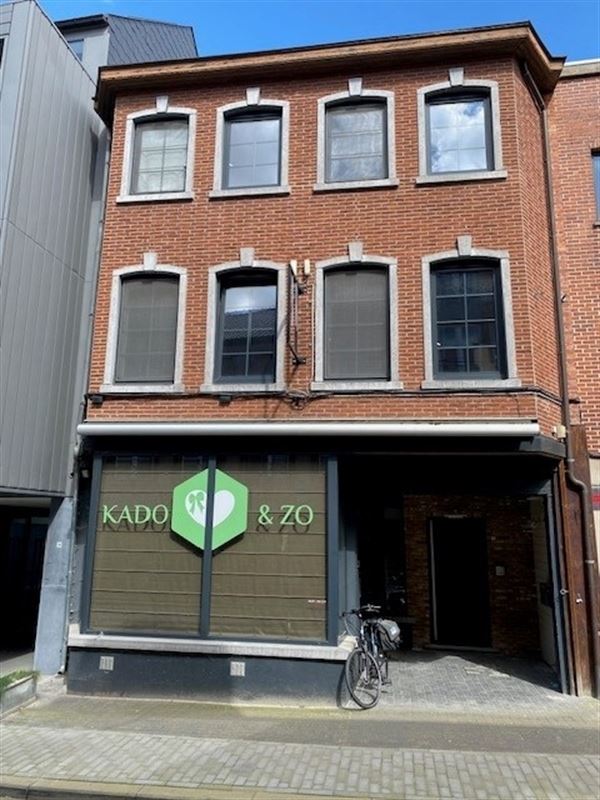 Foto 1 : Commercieel gebouw te 3800 SINT-TRUIDEN (België) - Prijs € 335.000
