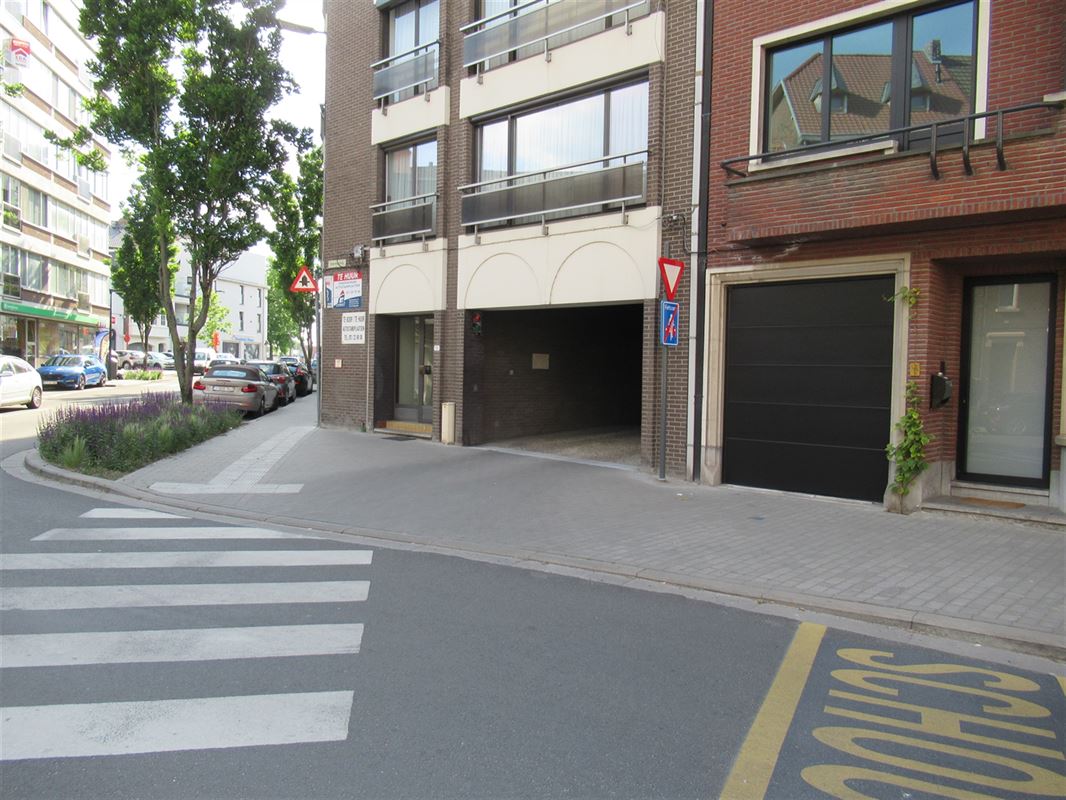Parking/Garagebox te 3800 SINT-TRUIDEN (België) - Prijs 