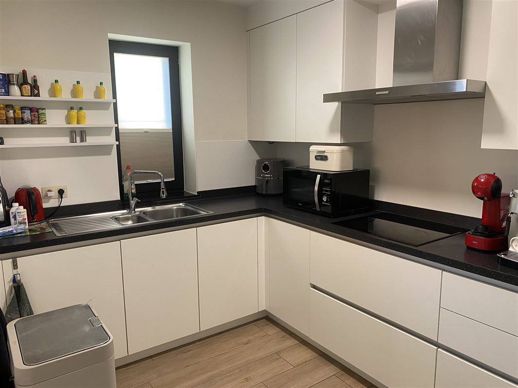 Foto 12 : Duplex/Penthouse te 3840 TONGEREN-BORGLOON (België) - Prijs &euro; 299.000